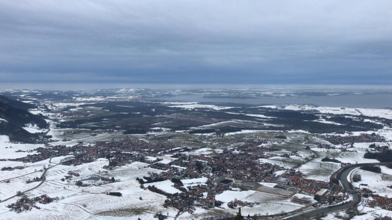 Haus Schwarz Lägenhet Staudach-Egerndach Exteriör bild